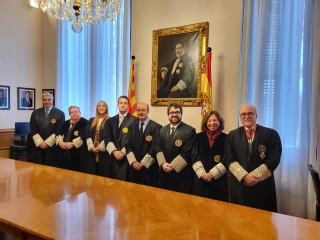 Los magistrados con la Sala de Gobierno del alto tribunal catalán
